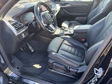 BMW X4 - 11