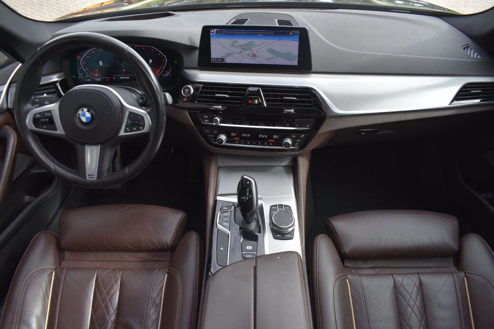 BMW 520 5-serie Touring 520i High Executive Edition imagem 2