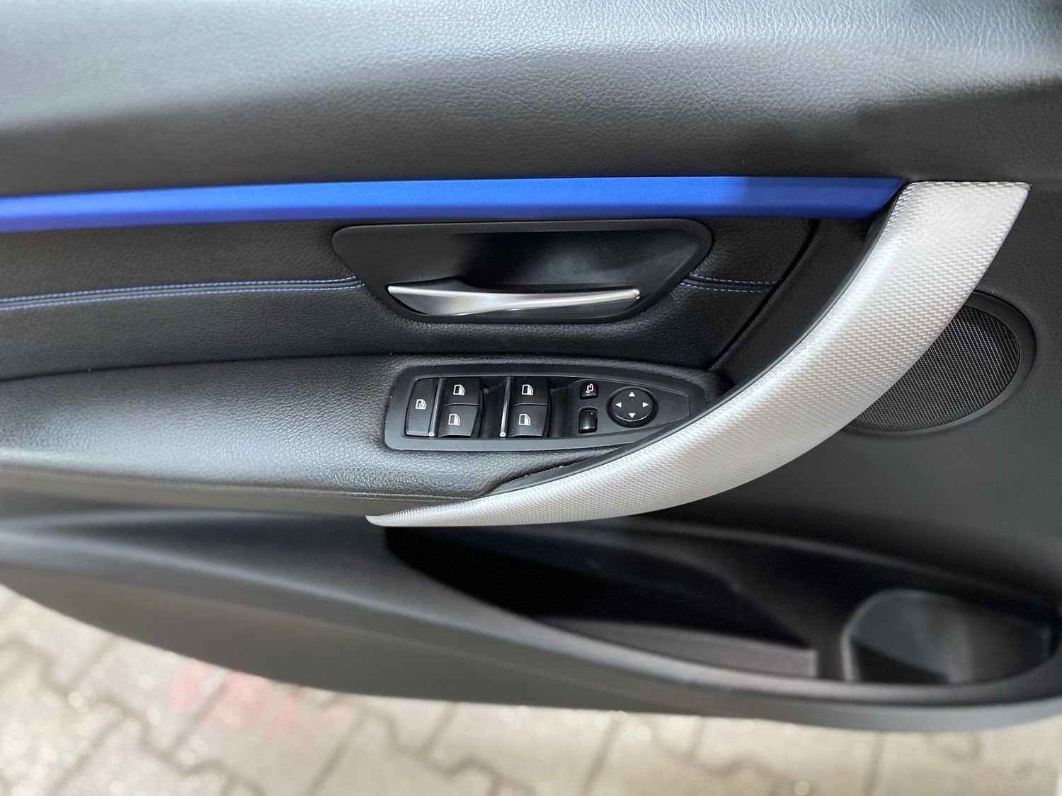 Fahrzeugabbildung BMW 318 d M Sport Shadow #LED#Leder#Tempomat#AHK#Nav