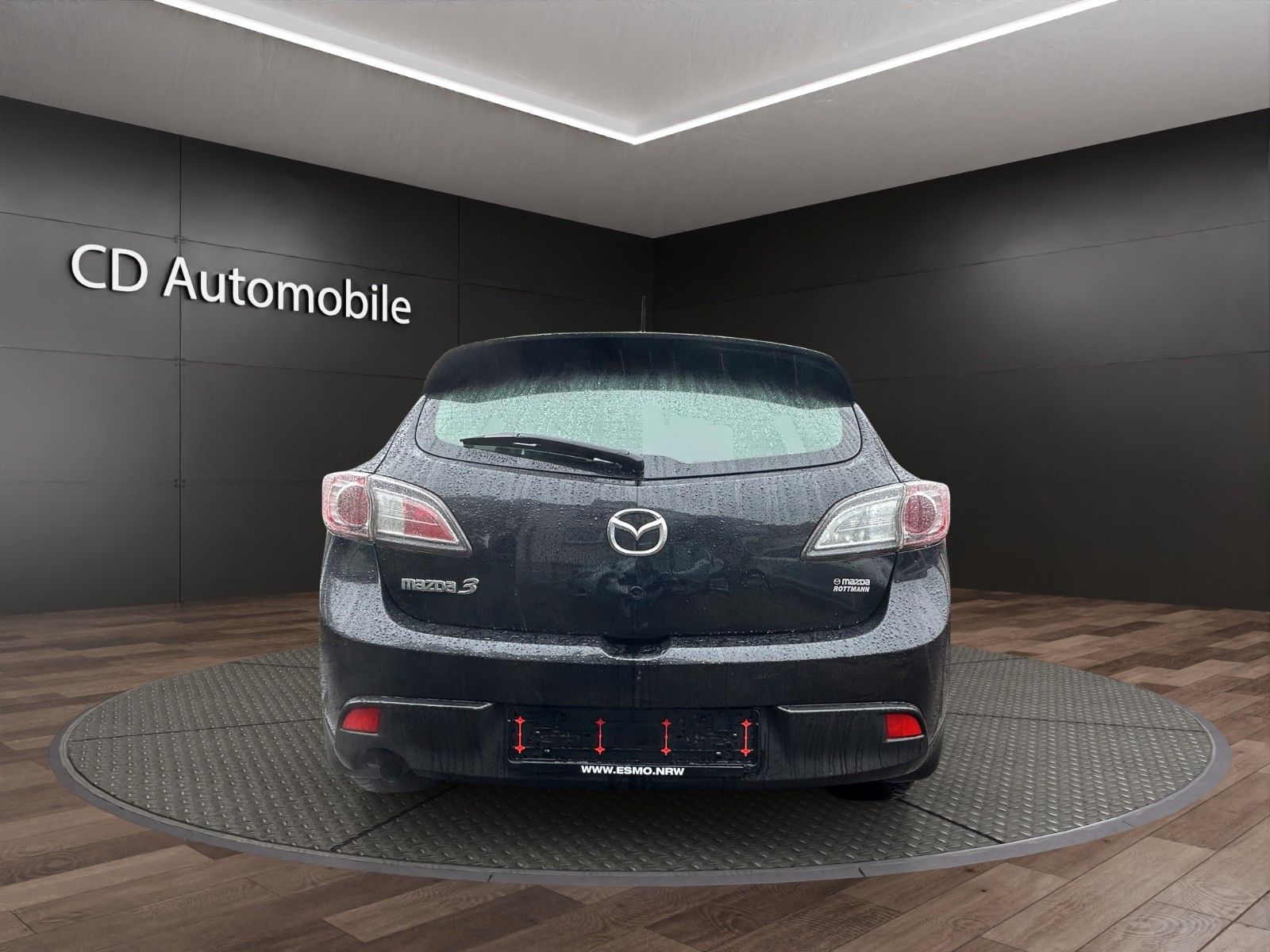 Fahrzeugabbildung Mazda 3 Lim. Center-Line/Service Neu/Navi/Sitzheizung/