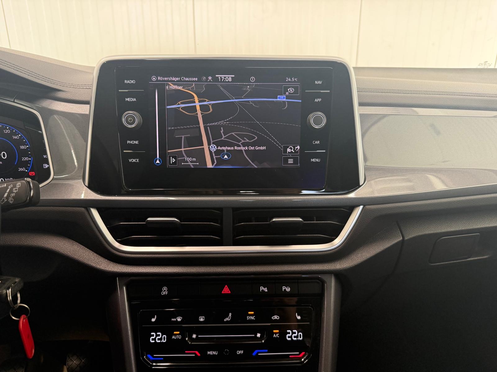 Volkswagen T-Roc Style 1.5 TSI IQ.LIGHT NAVI ACC, миниатюра 12