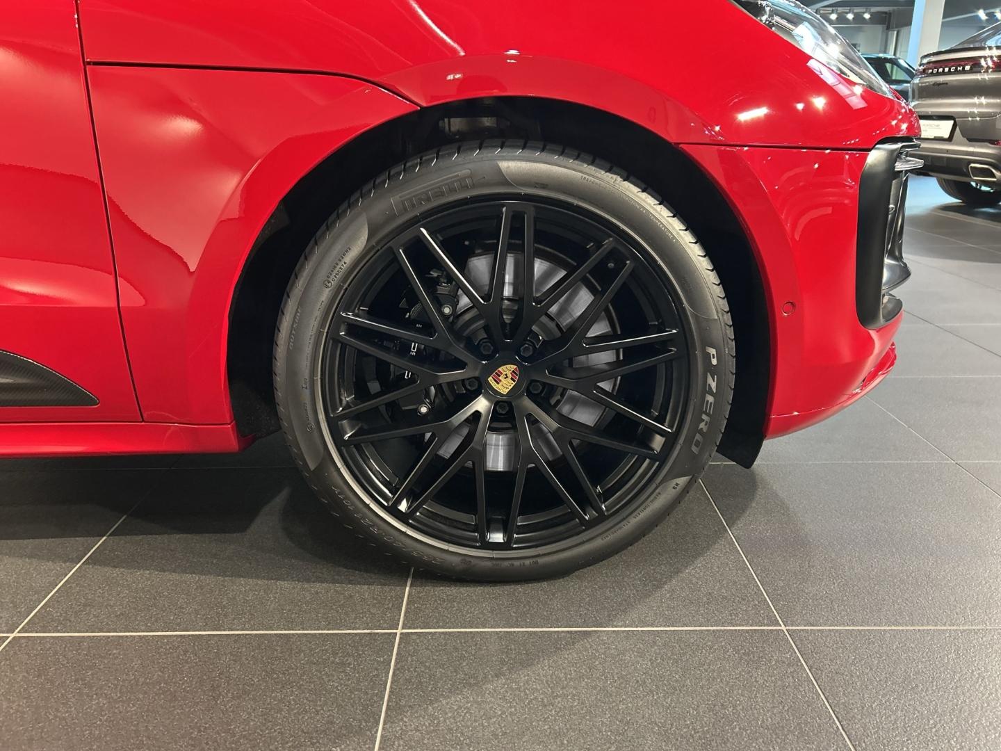 Porsche Macan GTS Burmester Surround-View Rückfahrkamera