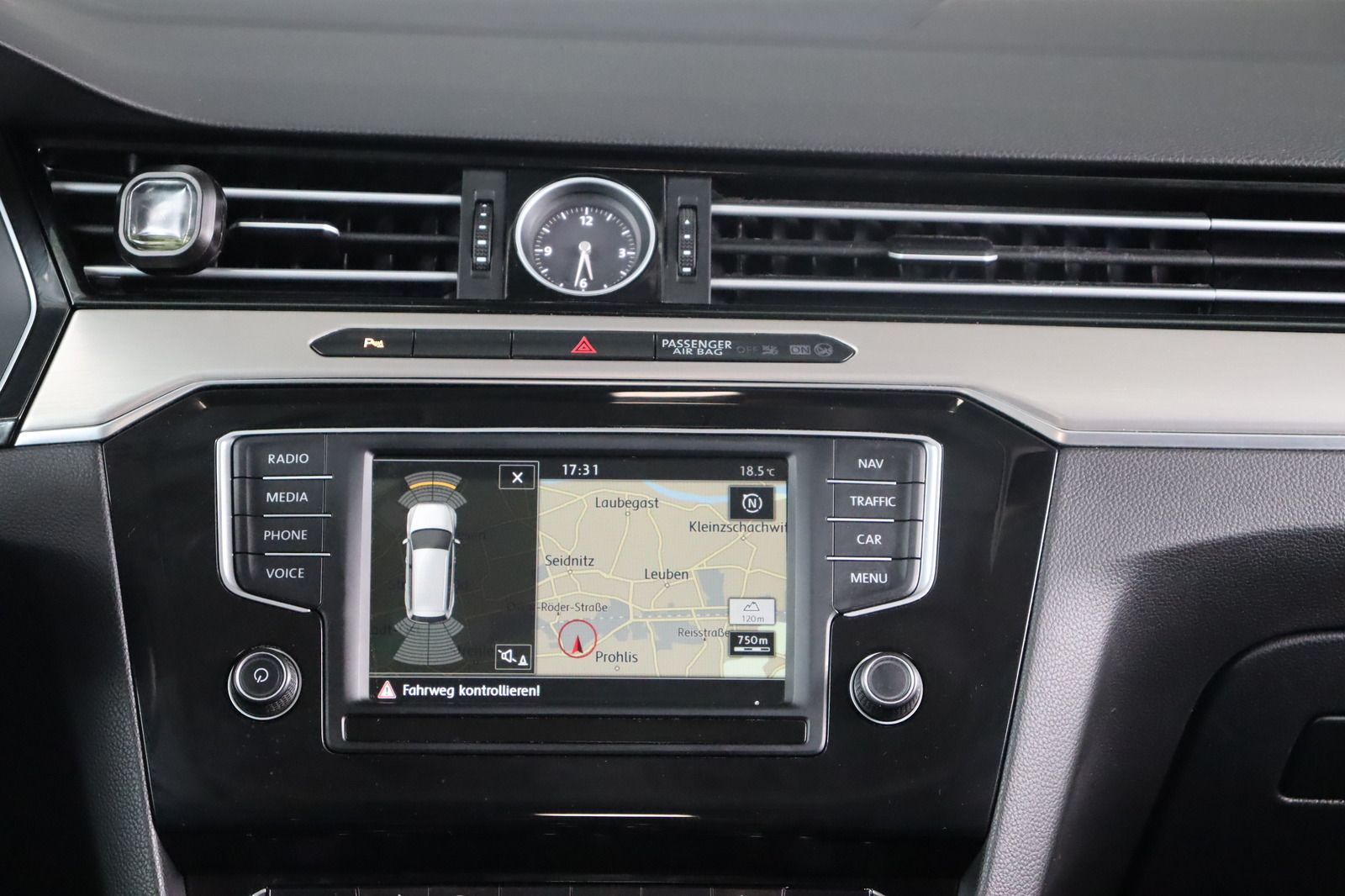 Fahrzeugabbildung Volkswagen Passat 4MOTION * Navi * LED * Massage
