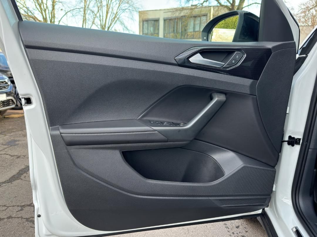 Fahrzeugabbildung Volkswagen T-Cross Life Goal, 1.0 l TSI OPF 70 kW (95 PS) 5