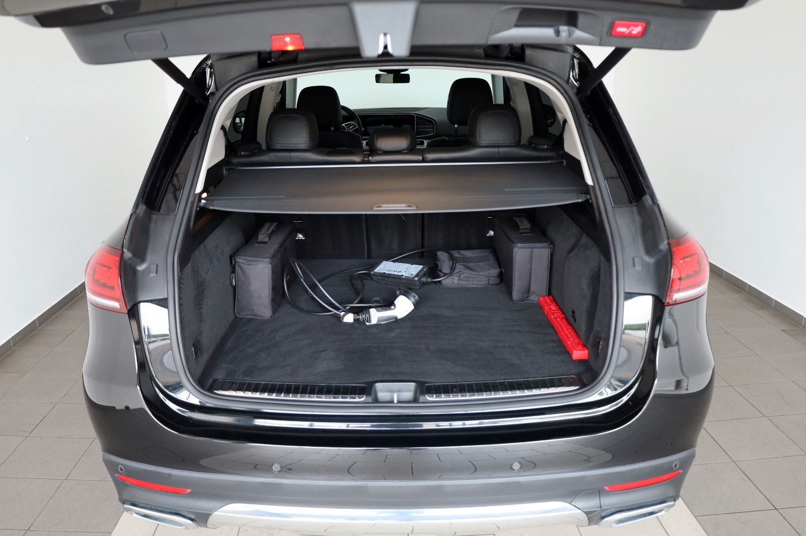 Fahrzeugabbildung Mercedes-Benz GLE 350 e 4Matic,Leder,Navi,LED,SH,Kamera