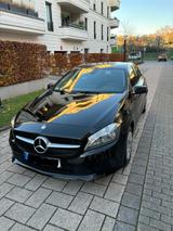 Mercedes-Benz A 160 - Limousine *Navi* Sitzheizung* Klima*Tüv* - Mercedes-Benz A 160 in Düsseldorf