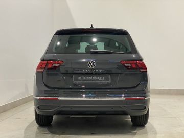 Volkswagen Tiguan - 4