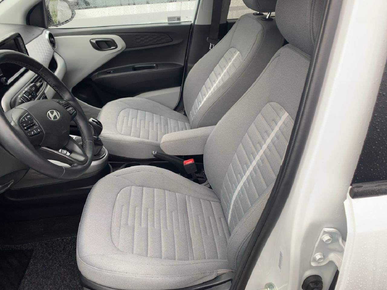 Fahrzeugabbildung Hyundai i10 1,2 A/T Prime
