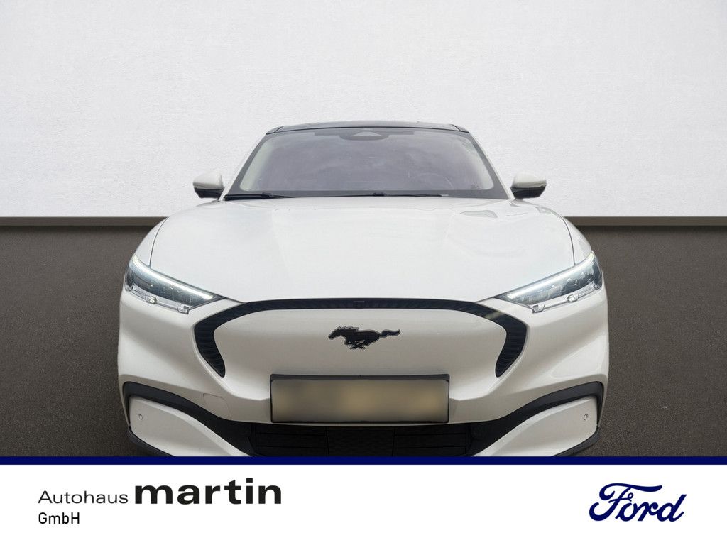 Fahrzeugabbildung Ford Mustang MACH-E Extended Range ACC LED PANO 360°