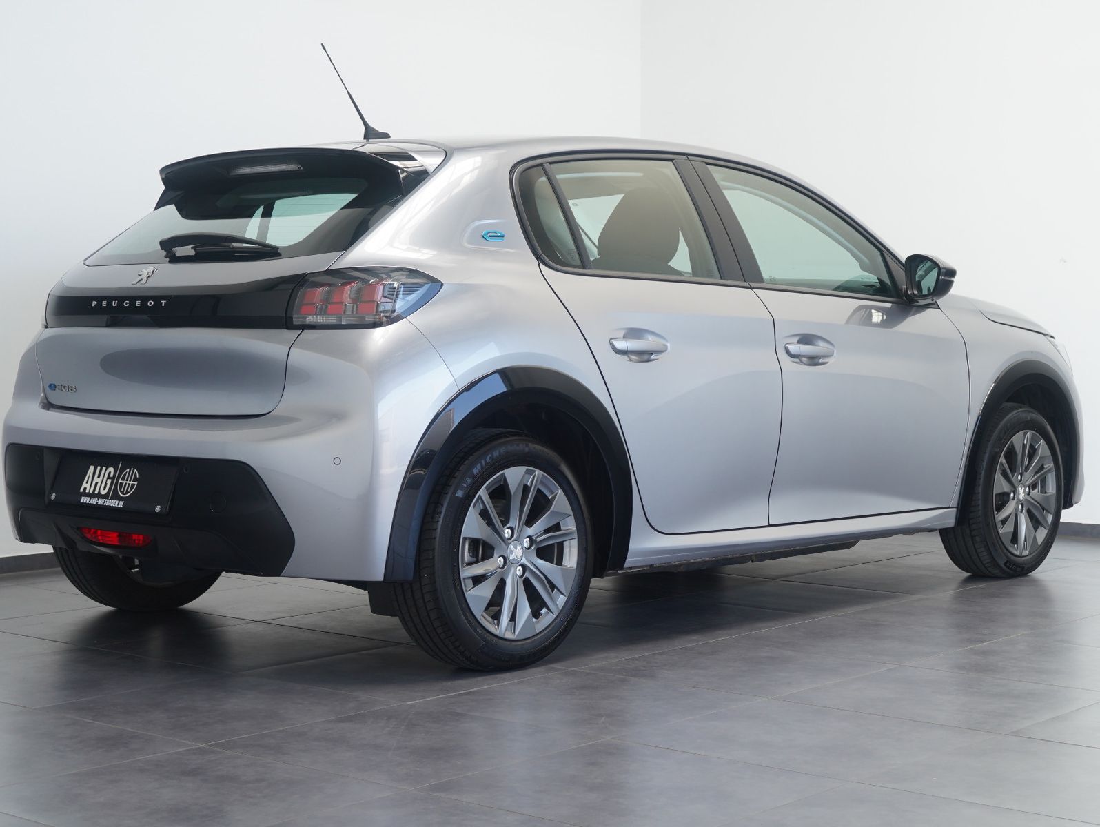 Fahrzeugabbildung Peugeot 208 e- Active Pack PDC/LED/11KW/SOH/LM16"