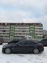 BMW 530d xDrive A - - BMW 530 mit Diesel-Antrieb: Limousine, Automatik