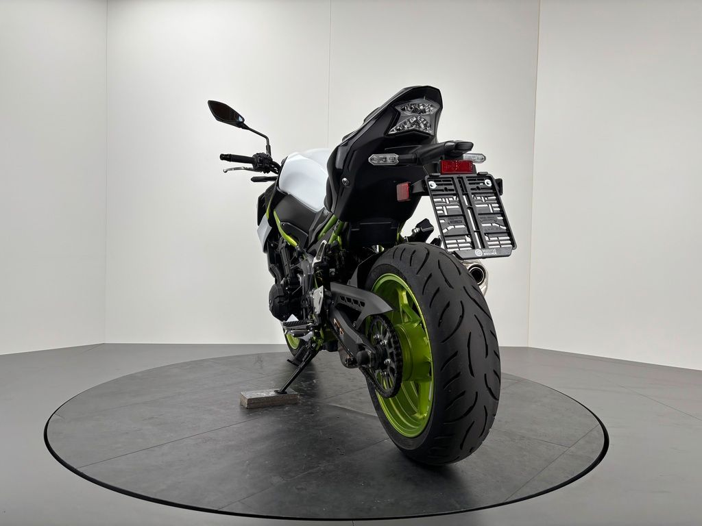 Fahrzeugabbildung Kawasaki Z900 *TOP-ZUSTAND *SERVICE NEU