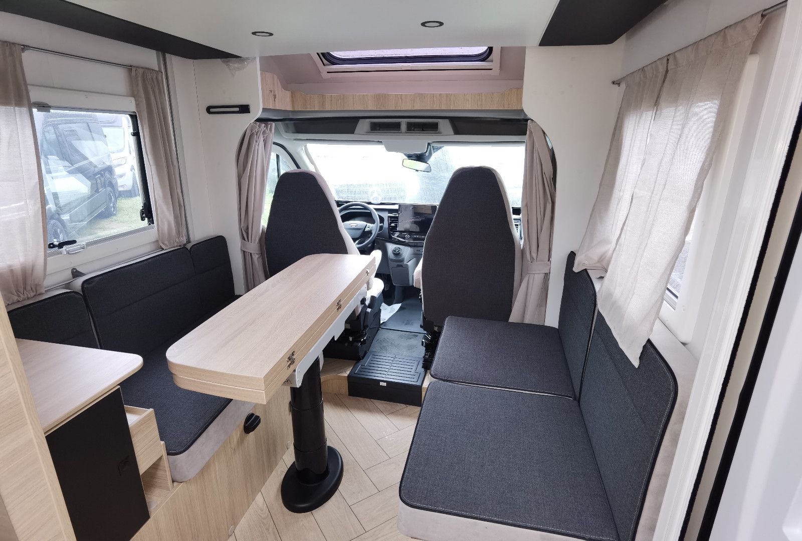 Fahrzeugabbildung Challenger S294 Sport Edition