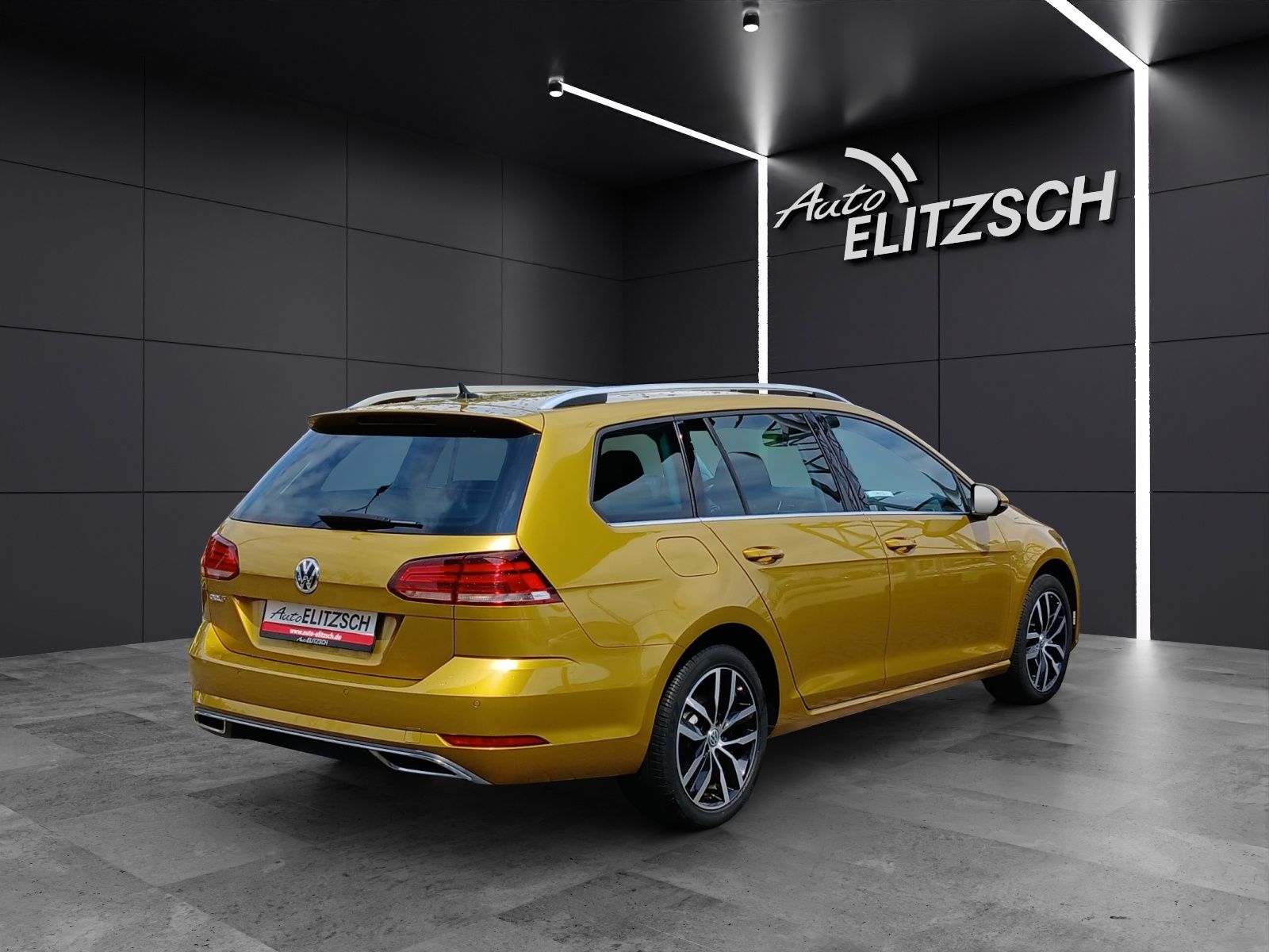 Fahrzeugabbildung Volkswagen Golf VII Variant TSI Highline LED Navi ACC SHZ R