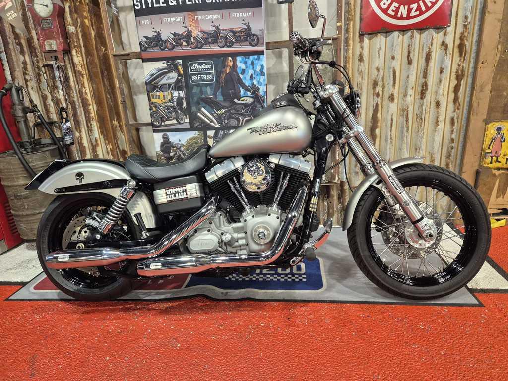 Harley-Davidson DYNA STREET BOB FD2 FXBD 