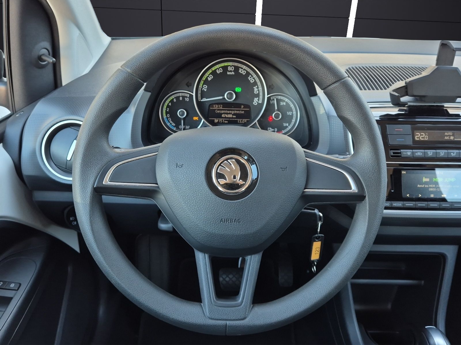 Fahrzeugabbildung SKODA Citigo e iV Ambition DSG Climatronic DAB GRA PDC