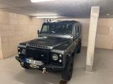 Land Rover Defender 110 TD4 Station Wagon SE SE - graue Land Rover Defender