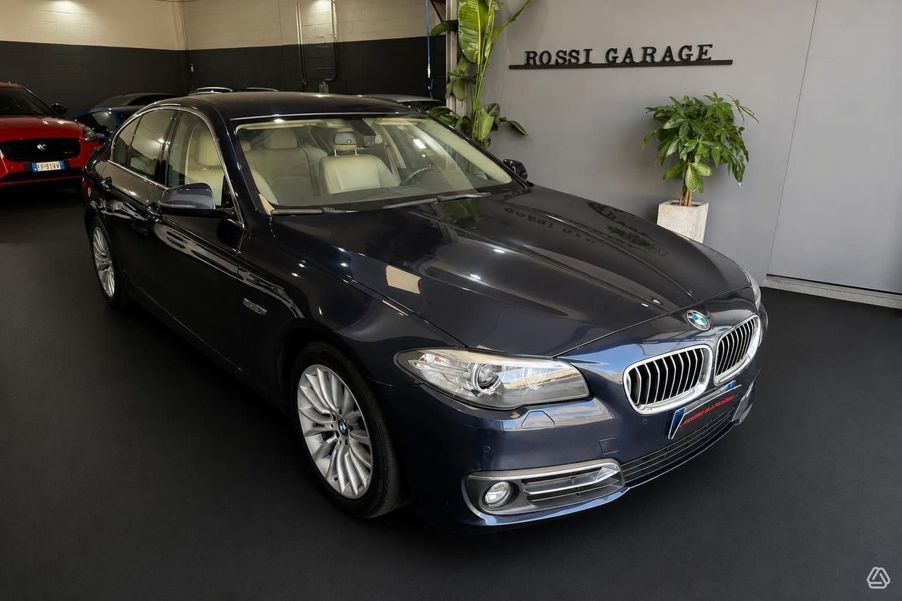 BMW BMW Bmw 520 520d xDrive Luxury
