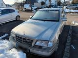 Mercedes-Benz Mercedes w202 C280 6 Zylinder Oldtimer - gebrauchte Mercedes-Benz C 280 aus dem Jahr 1994