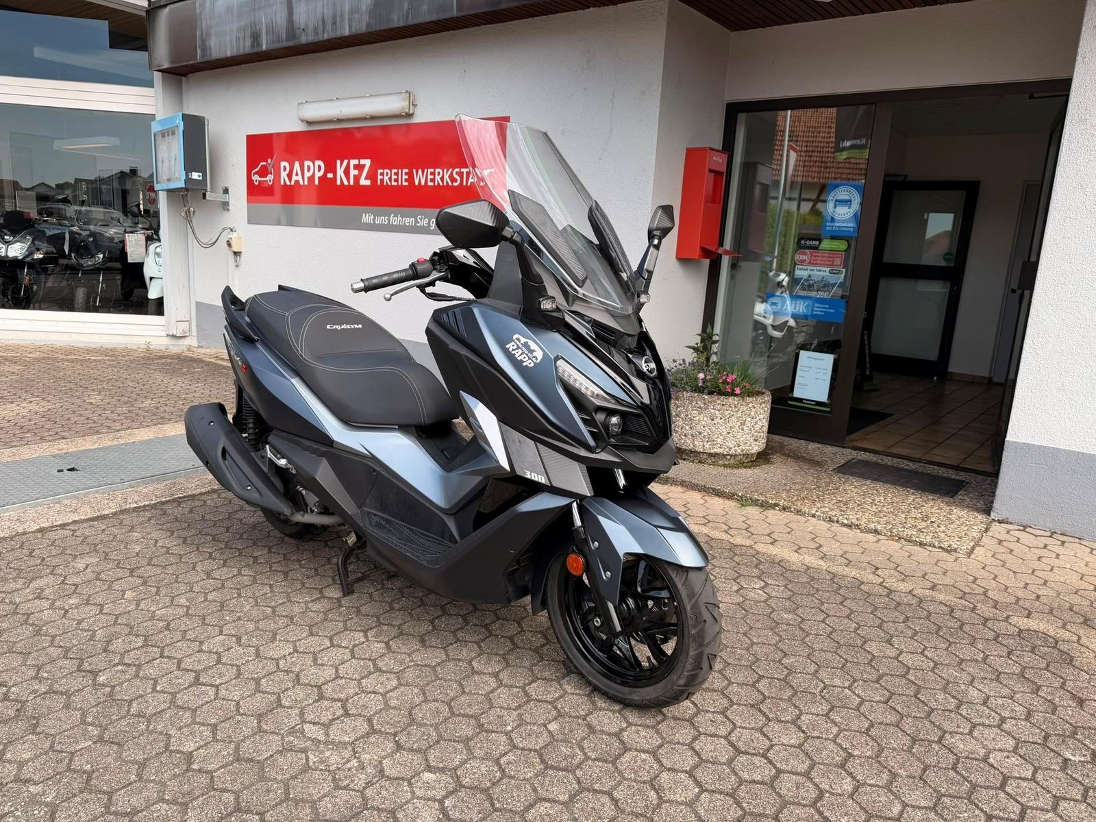 SYM Cruisym 300