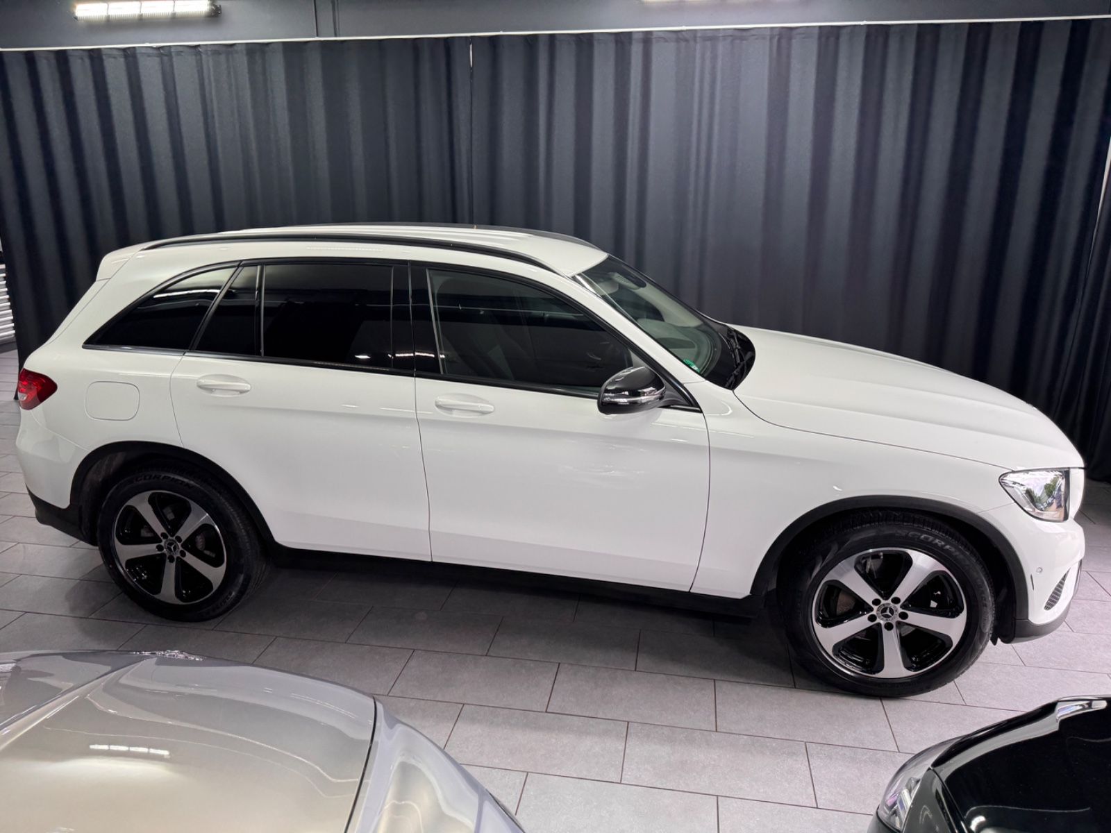 Fahrzeugabbildung Mercedes-Benz GLC 220 d 4Matic|NAVI|AUTOMATIK|AHK|KAMERA|