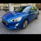 Ford Focus 1.0 Ecoboost Titanium - 2. Hand... - Ford Focus mit Benzin-Antrieb: Sportwagen