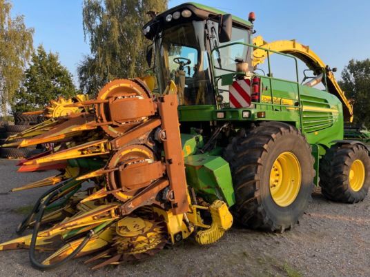 John Deere 7750