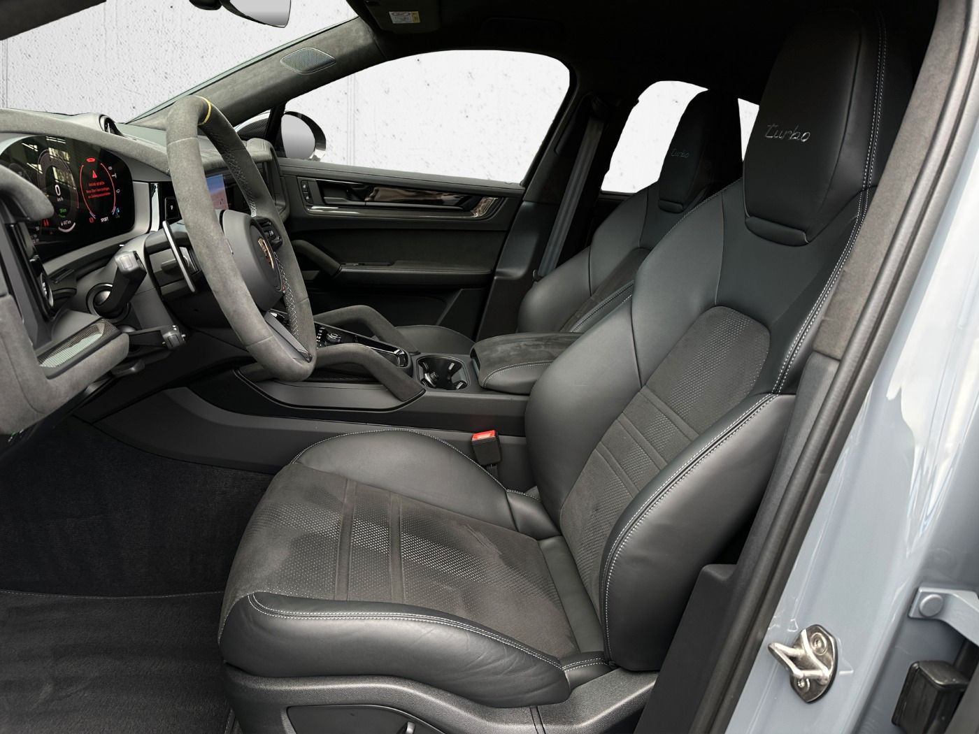 Porsche Cayenne Turbo E-Hybrid Coupé mit GT-Paket 360° foto 18