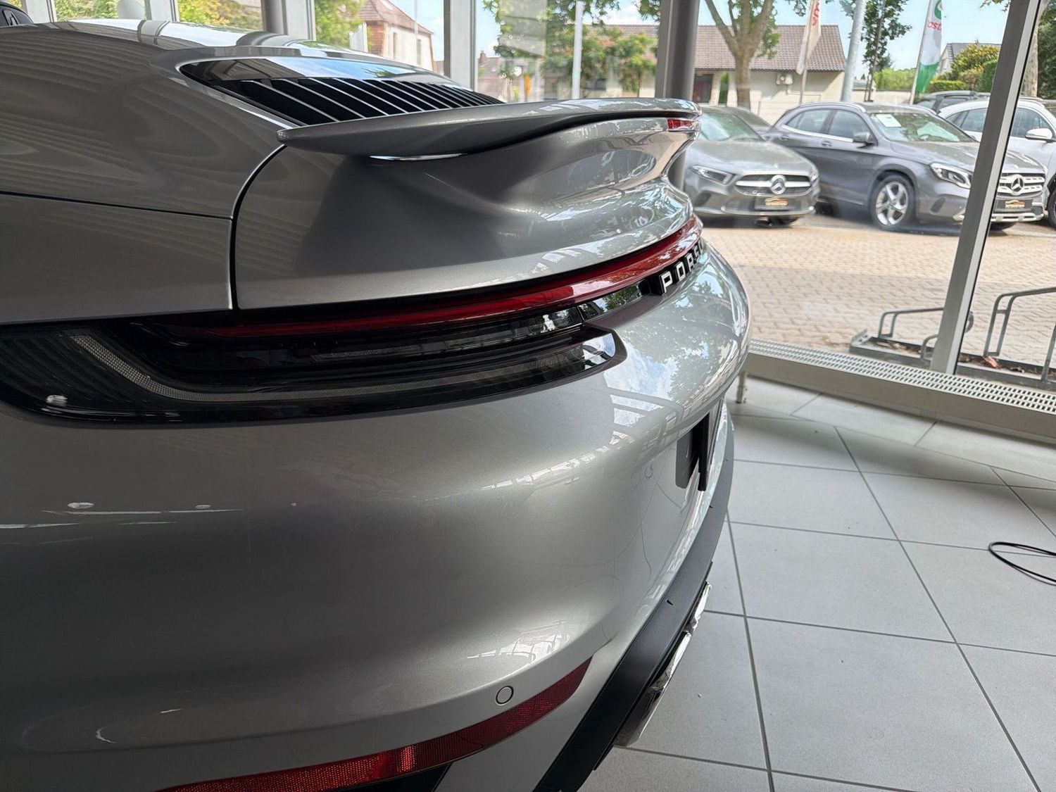 Porsche 992 Turbo Cabriolet BOSE PASM 360 APPROVED 5 27 foto 18