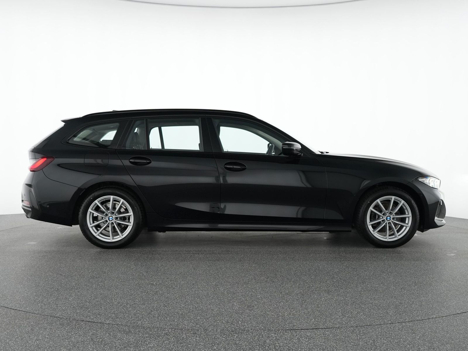BMW 318i ACC|Rückfahrkamera|SHZ|LED|Navigation foto 5