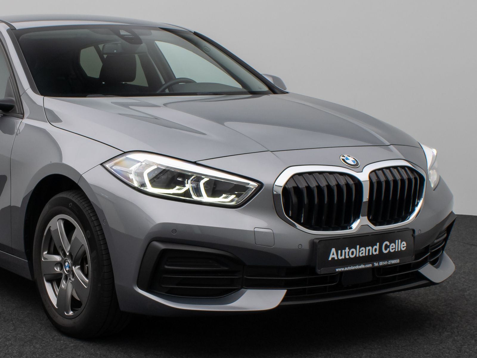 Fahrzeugabbildung BMW 118i Kamera DAB Lordos CockPitPro Lenkrhzg LED