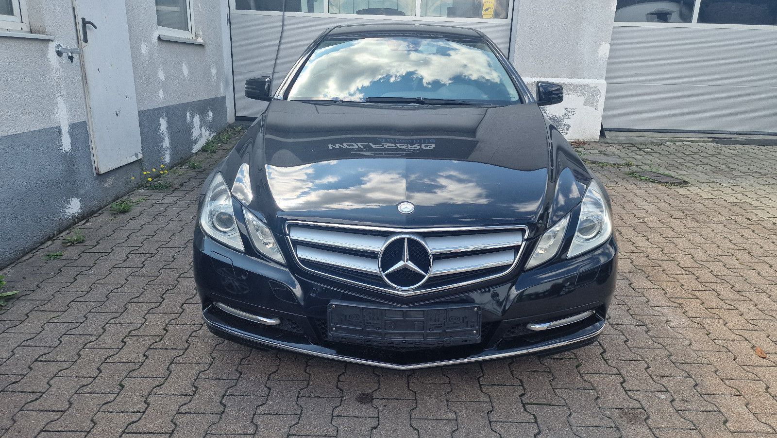 Mercedes E 220 - 1