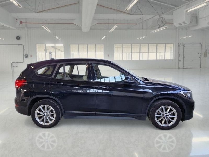 BMW X1 XDRIVE 18D BUSINESS ADVANTAGE AUTO SUV imagem 3
