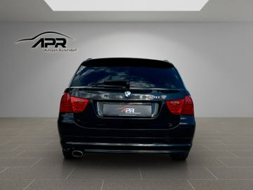 BMW 320 - 4