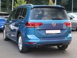 Volkswagen Touran 2.0 TDI DSG Highline ACC AHK LED Navi PDC - : Blau, Van