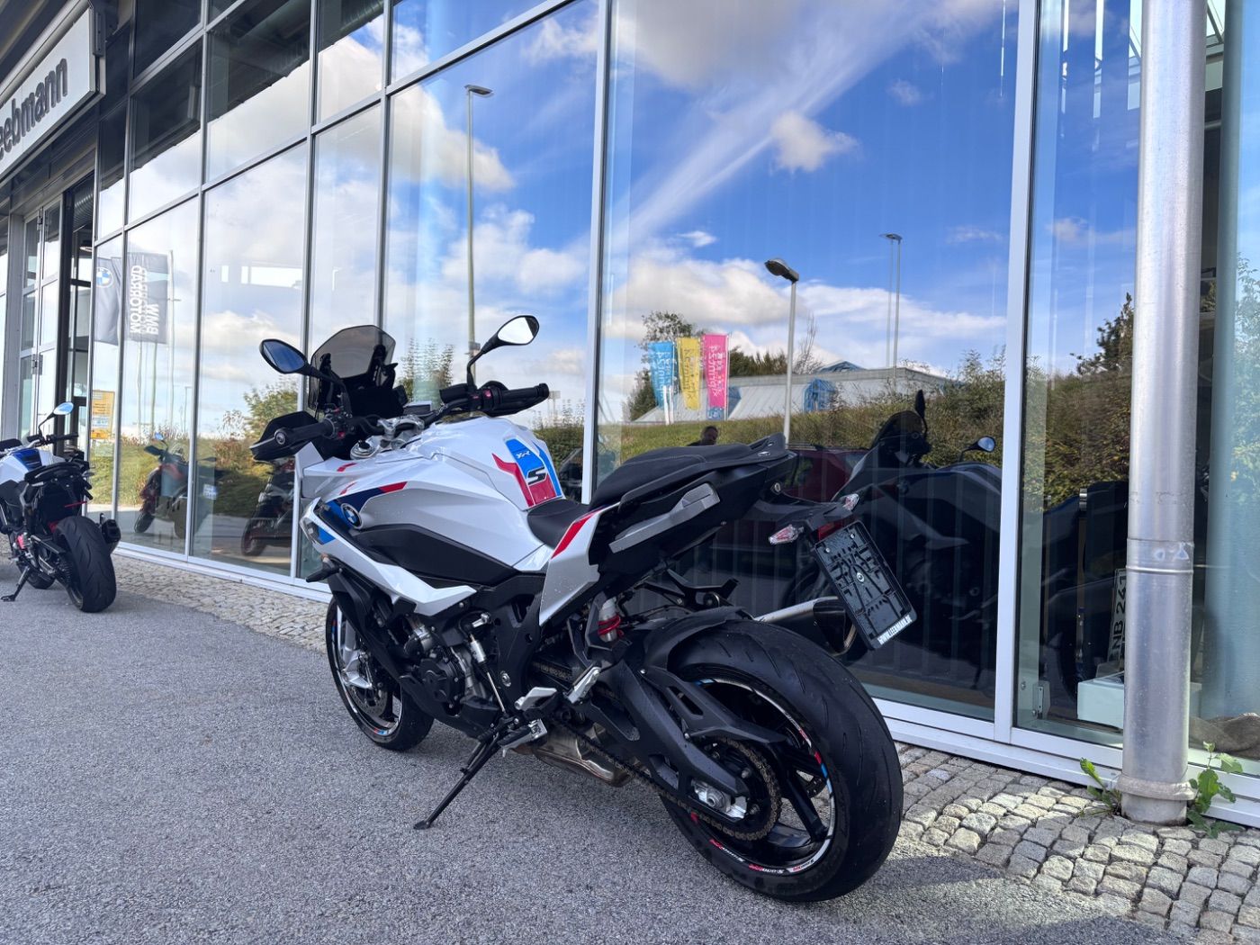 Fahrzeugabbildung BMW S 1000 XR Dynamik Paket,