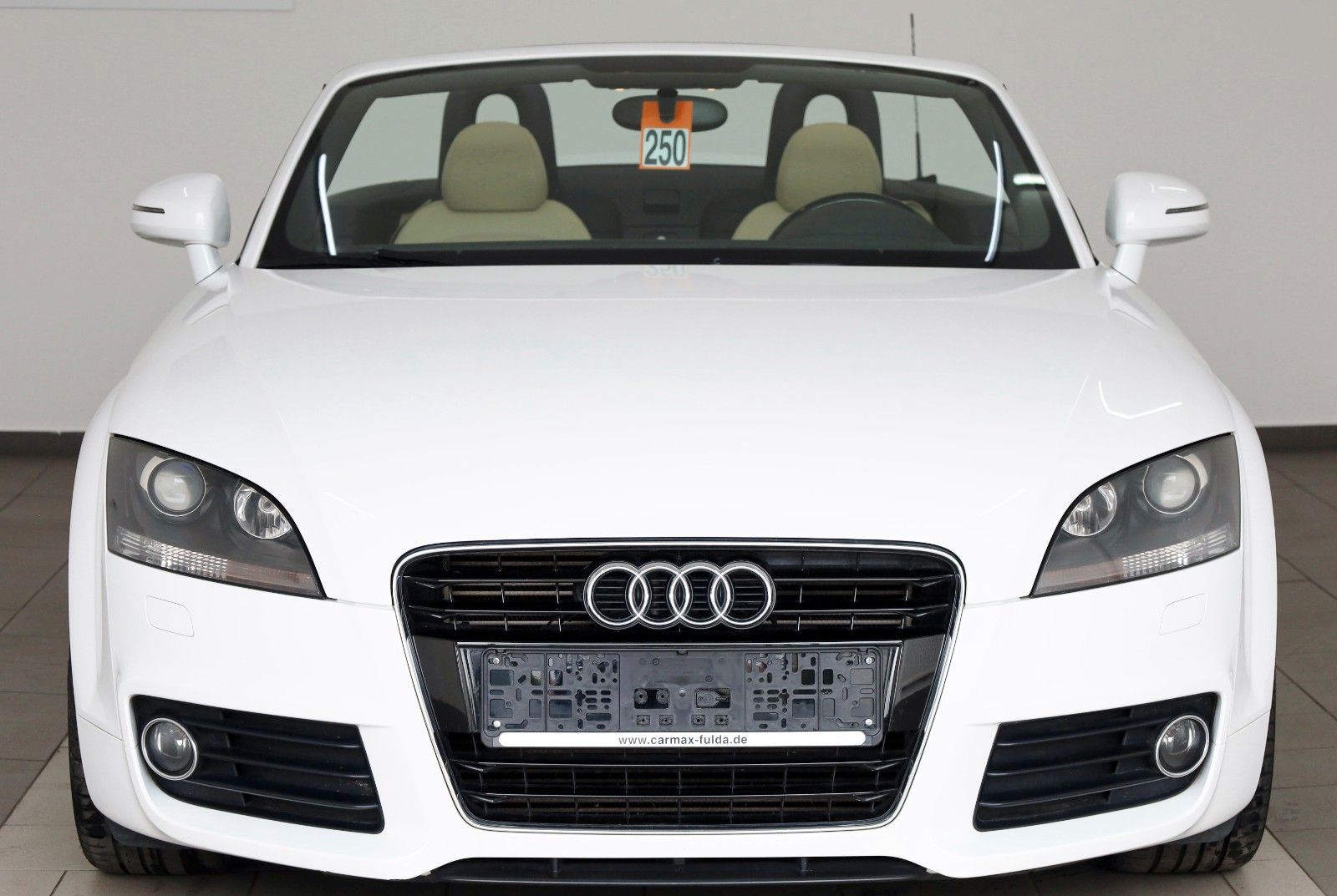 Fahrzeugabbildung Audi TT 2.0 TFSI Roadster Leder,Navi,Xenon,SH,SR+WR