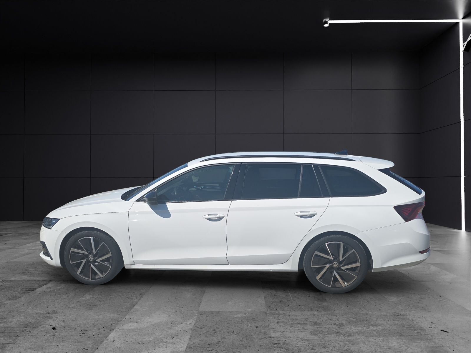 Fahrzeugabbildung SKODA Octavia Combi Style 1.5 TSI Matrix Navi AHK ACC