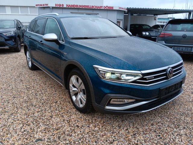 Volkswagen Passat Variant Alltrack 4Motion AHZV LED Navi