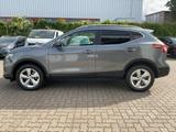 Nissan Qashqai Acenta 1.3 DIG-T 4x2 - Nissan Qashqai in Lübeck