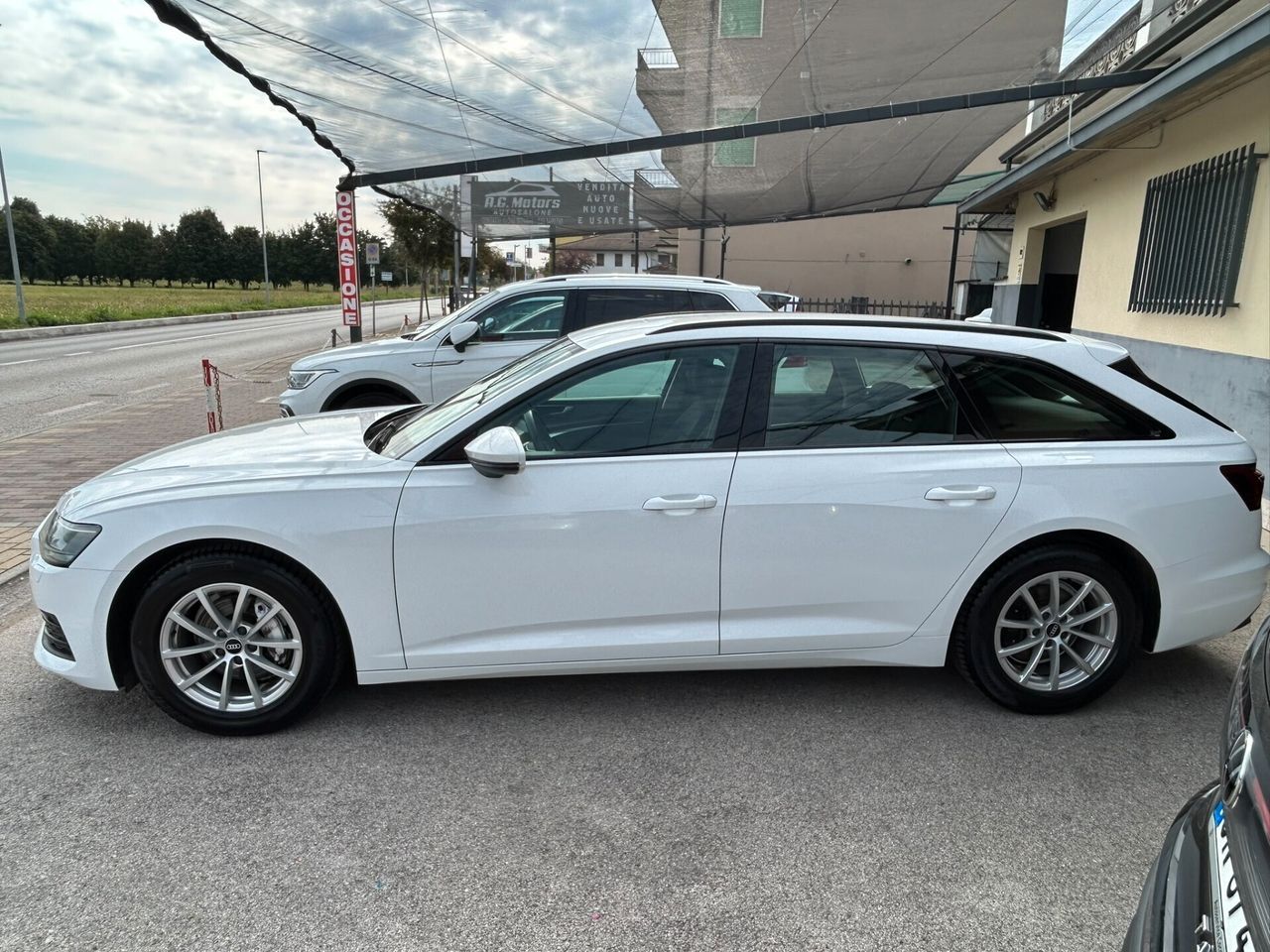 Audi A6 Avant 40 2.0TDI 204CV QUATTRO S-Tronic B imagem 2