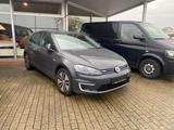 Volkswagen Golf VII Lim. e-Golf - mit Elektro-Antrieb: Grau