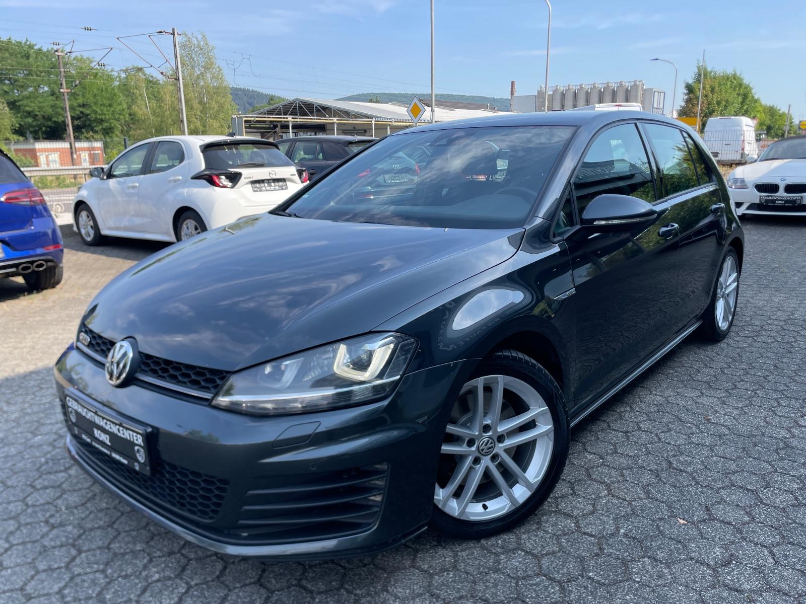 Volkswagen Golf 2.0 TDI BMT GTD APPLE/SHZ/TEMPO/AHK/GAR!