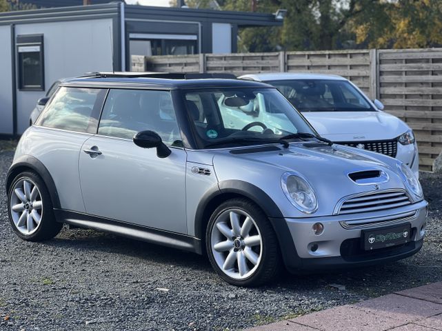 MINI Cooper S Panorama/Shz/Alu/XENON/TÜV&ServiceNeu