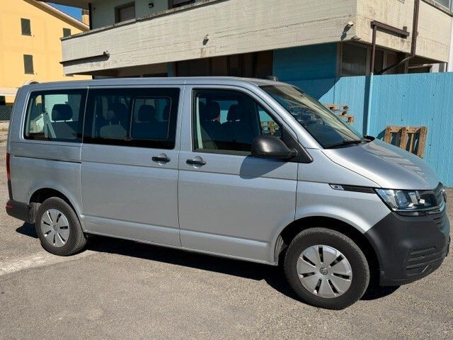 Volkswagen Caravelle T6 9 posti imagem 2