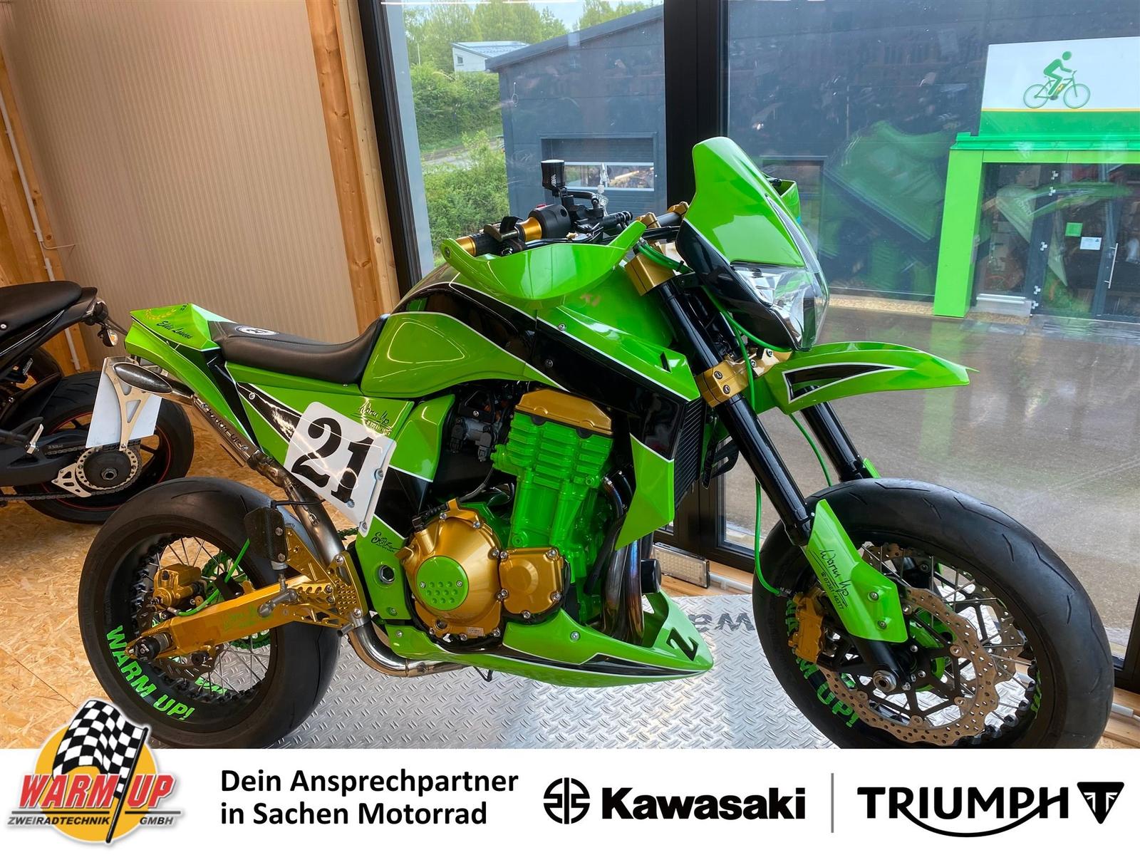 Kawasaki Z1000 ULTRAMOTO Komplettumbau by Warm Up