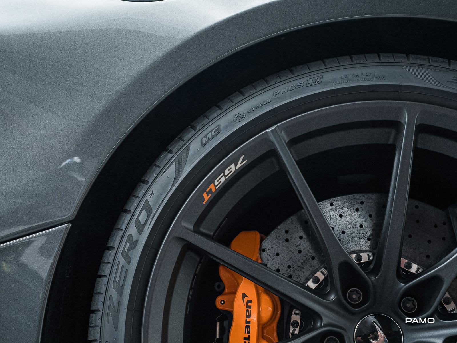 McLaren 765LT Spider | Lift, B&W, Warranty