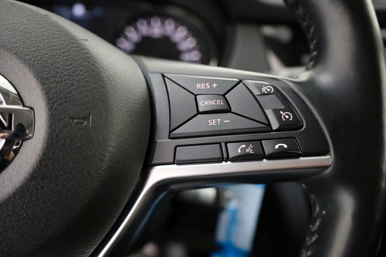 Fahrzeugabbildung Nissan X-Trail Acenta Navi,Panorama,360°Kamera,SH,SR+WR