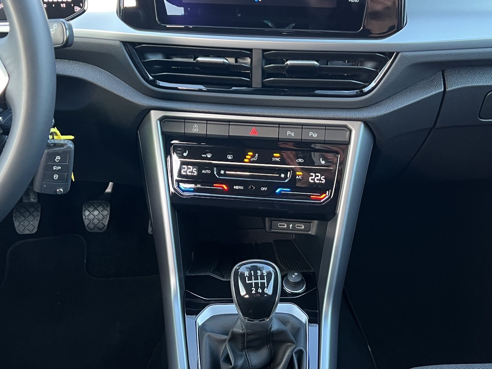 T-Roc Life 1.0 TSI AHK*Navi*LED