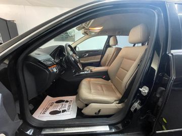 Mercedes E 220 - 9